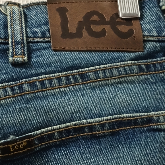 New With Tags Men's Lee Regular Fit Denim Tapered Leg Size 34X32 - Picture 4 of 16